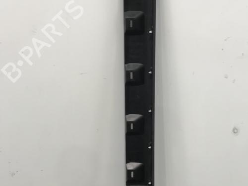 Used Right sideskirt DACIA SANDERO II TCe 90 (B8M1, B8MA, B8AC) (90 hp) 26008121