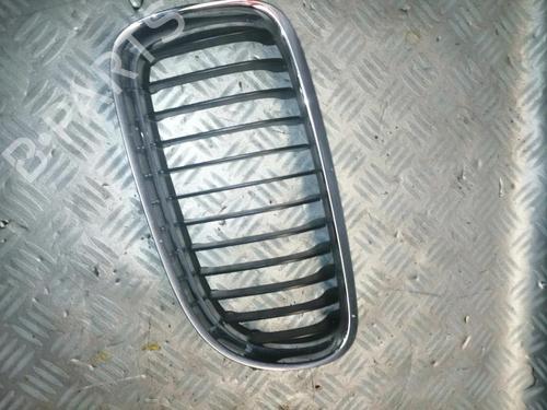 Used Grille BMW 3 (E90) 320 d (177 hp) 22591077