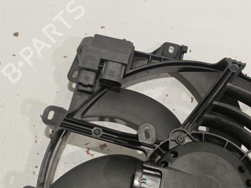 Used Radiator fan Radiator fan CITROËN C3 III (SX) 1.2 THP 110 (SXHNPS, SXHNZT, SXHNZ6) (110 hp) 22587532 22587532