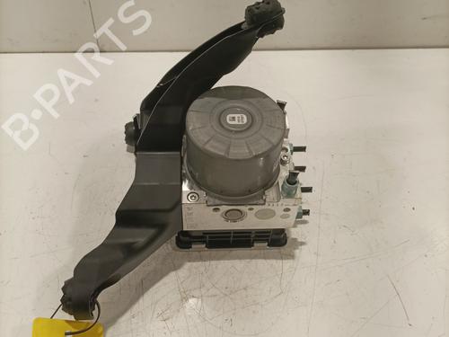 Used ABS pump BMW 1 (F40) 118 d (150 hp) 29822367