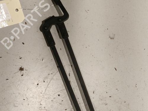 Used Front windshield wiper arm CITROËN C1 (PM_, PN_) 1.0 (68 hp) 22582422