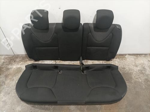 rear-seat-renault-clio-iv-bh_-2012-2013-2014-2015-2016-2017-2018-2019-2020-2021-30969486 main image