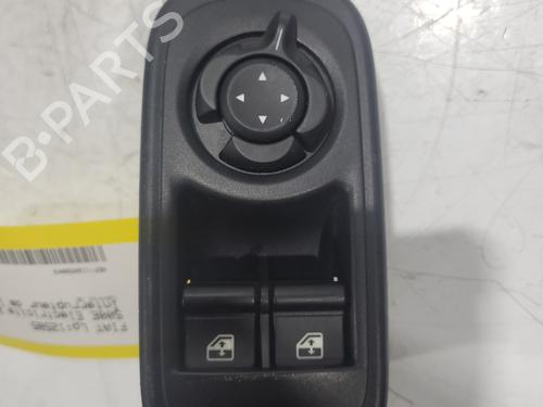 Used Left front window switch FIAT 500e (332_) Elektro (FA1) (95 hp) 31131677