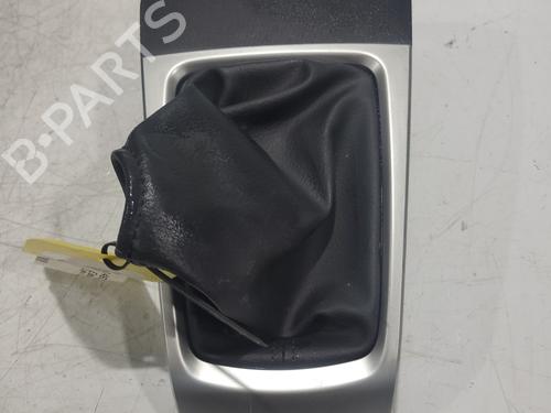 Used Shift knob Shift knob NISSAN MICRA V (K14) 0.9 IG-T (90 hp) 31128916 31128916