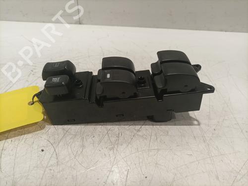 Used Left front window switch Left front window switch CITROËN C4 AIRCROSS 1.8 HDi 150 AWC (150 hp) 31069657 31069657