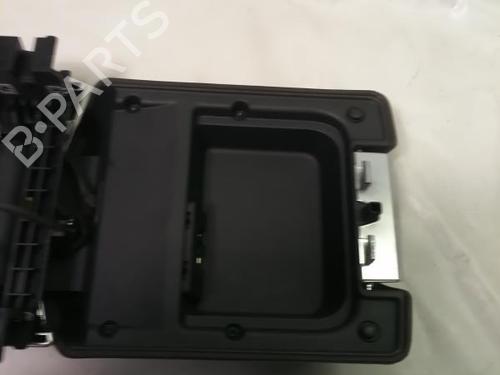 Used Armrest / Center console LAND ROVER RANGE ROVER SPORT I (L320) 3.0 D 4x4 (245 hp) 22575688