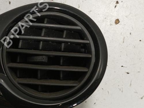 Used Air vent RENAULT CLIO III (BR0/1, CR0/1) 1.5 dCi (88 hp) 22576844