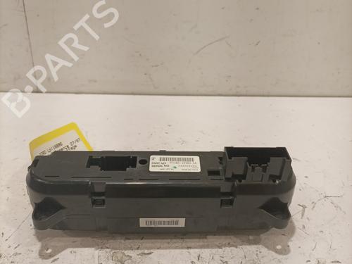 Used Climate control Climate control 38033701 38033701