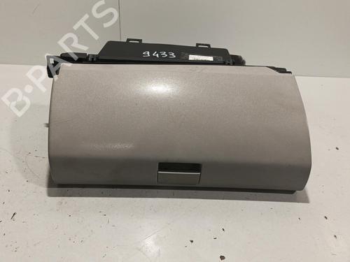 Used Glove box Glove box MERCEDES-BENZ A-CLASS (W169) A 170 (169.032, 169.332) (116 hp) 22586360 22586360