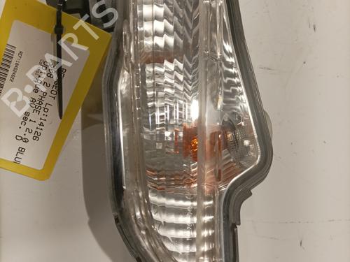Used Right front indicator Right front indicator PEUGEOT 308 II (LB_, LP_, LW_, LH_, L3_) 2.0 BlueHDi 150 (150 hp) 24982772 24982772