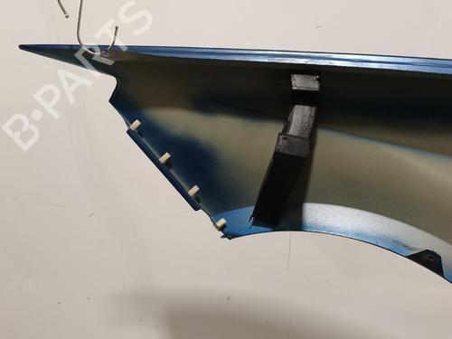 Used Right front fenders Right front fenders 37587678 37587678