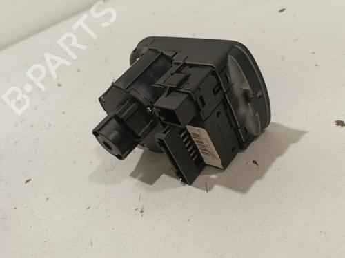 Used Headlight switch Headlight switch AUDI A3 Sportback (8PA) 2.0 TDI 16V (140 hp) 22588079 22588079