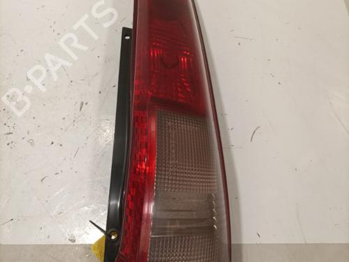 Used Right taillight NISSAN X-TRAIL I (T30) 2.2 Di 4x4 (114 hp) 22574029