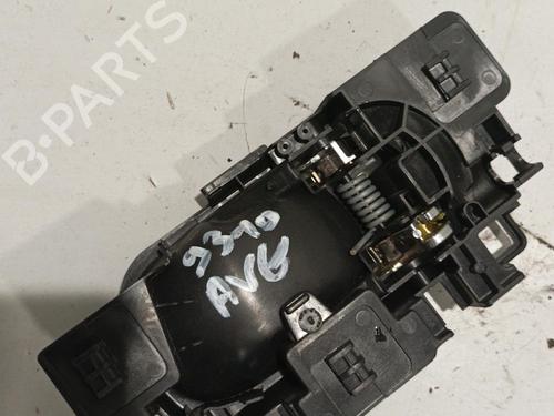 Used Front left interior door handle Front left interior door handle CITROËN C3 III (SX) 1.2 PureTech 82 (83 hp) 22586633 22586633