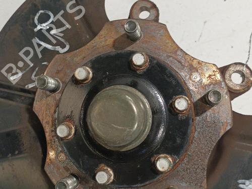 Used Left front steering knuckle Left front steering knuckle SUZUKI GRAND VITARA I (FT, HT) 2.0 HDI 110 16V 4x4 (SQ420D, TD83V, JA420WD) (109 hp) 22575172 22575172