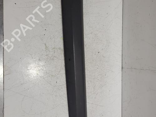 Used Door moulding trim Door moulding trim PEUGEOT EXPERT Van (V_) 1.5 BlueHDi 120 (120 hp) 39975587 39975587
