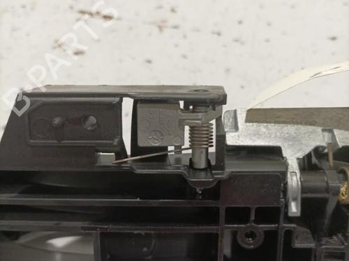 Front right exterior door handle RENAULT KADJAR (HA_, HL_) 1.6 dCi 130 (HLA4) | BP22585697C129 