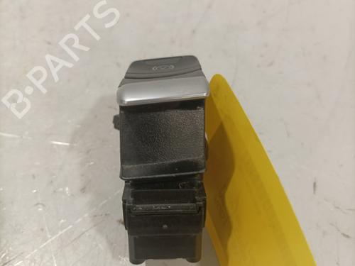 Used Switch Switch AUDI A5 Convertible (8F7) 2.0 TFSI quattro (211 hp) 22569382 22569382