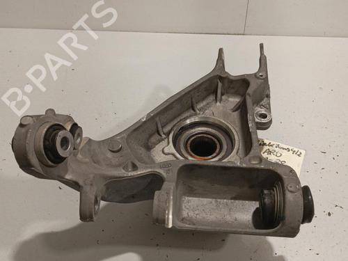Used Right rear steering knuckle Right rear steering knuckle LAND ROVER RANGE ROVER IV (L405) 2.0 P400e Hybrid 4x4 (404 hp) 22576944 22576944
