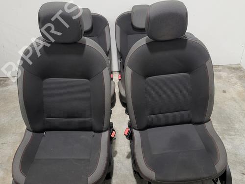 Set di sedili RENAULT TWINGO II (CN0_) 1.2 16V (CN04, CN0B) (75 hp) 31271582