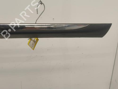 Used Right sideskirt Right sideskirt 37993693 37993693