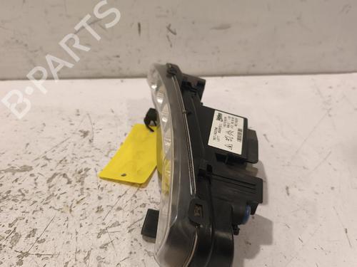 Used Left daytime light Left daytime light 39255448 39255448