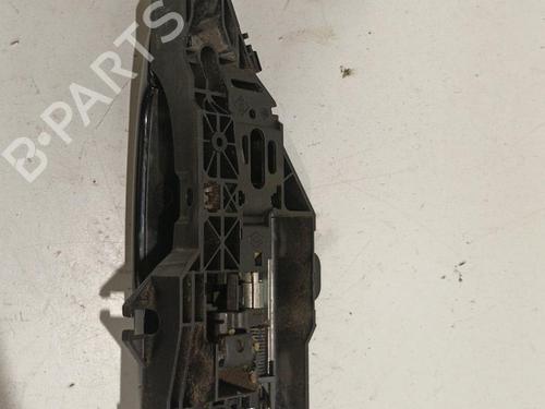 Used Front left exterior door handle Front left exterior door handle 22580607 22580607