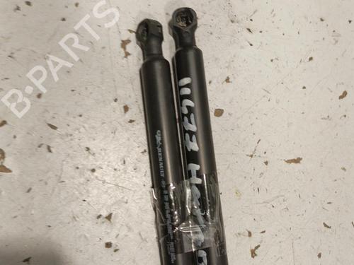 Used Tailgate lift support RENAULT CAPTUR I (J5_, H5_) 1.5 dCi 90 (J5N4, J5M5, J5MW, J5M6, J5AL, J5AJ) (90 hp) 22574755