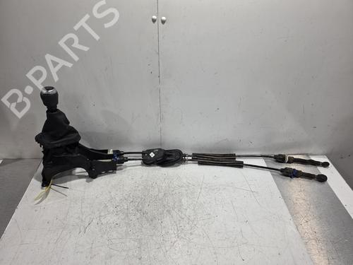 Used Gear lever Gear lever RENAULT CLIO V (B7_) 1.5 Blue dCi 85 (B7AG) (86 hp) 39527705 39527705