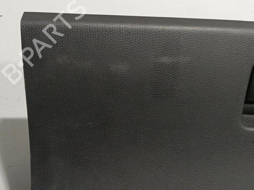 Used Glove box Glove box SUZUKI SWIFT III (MZ, EZ) 1.6 (RS416, RR 416, ZC31S) (125 hp) 22586404 22586404
