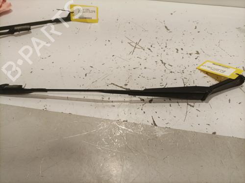 Used Front windshield wiper arm AUDI A6 C7 Avant (4G5, 4GD) 2.0 TDI (177 hp) 22573350