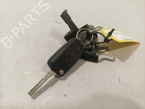 Tailgate lock VW POLO IV (9N_, 9A_) 1.9 TDI | BP22579142C101 