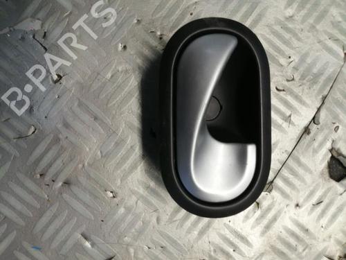 Used Front left interior door handle RENAULT GRAND SCÉNIC II (JM0/1_) 1.9 dCi (JM14) (131 hp) 22577953