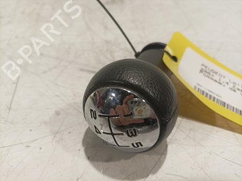 Used Shift knob PEUGEOT 206+ (2L_, 2M_) 1.4 i (73 hp) 30973134