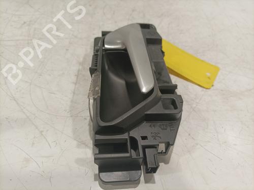 Used Front right interior door handle Front right interior door handle PEUGEOT 308 II (LB_, LP_, LW_, LH_, L3_) 2.0 GT BlueHDi 180 (181 hp) 31836527 31836527