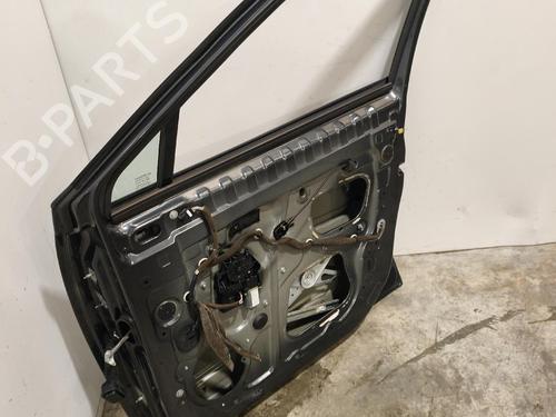Used Right front door Right front door 37993810 37993810