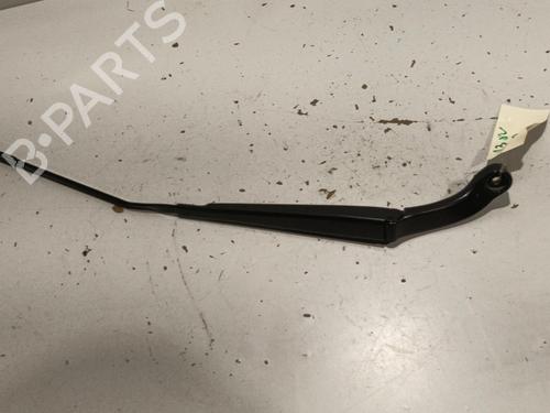 Used Front windshield wiper arm AUDI A3 Sportback (8VA, 8VF) RS3 quattro (367 hp) 22586150