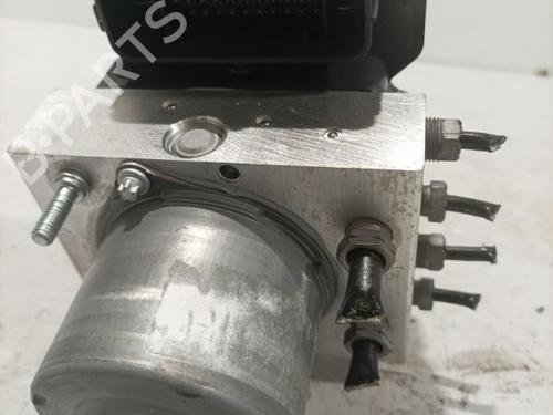 Used ABS pump ABS pump RENAULT MASTER III Van (FV) 2.3 dCi 145 RWD (FV0E, FV0F, FV0T, FV10, FV12, FV11) (146 hp) 22579228 22579228