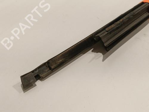 Gummiliste RENAULT GRAND SCÉNIC III (JZ0/1_) 1.5 dCi (JZ09, JZ0D, JZ10, JZ14, JZ1G, JZ29, JZ2C) | BP22576317C142 