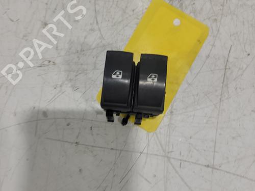 Used Left front window switch RENAULT KANGOO / GRAND KANGOO II (KW0/1_) 1.5 dCi 90 (KW05, KW08, KW0G, KW11) (90 hp) 30085149