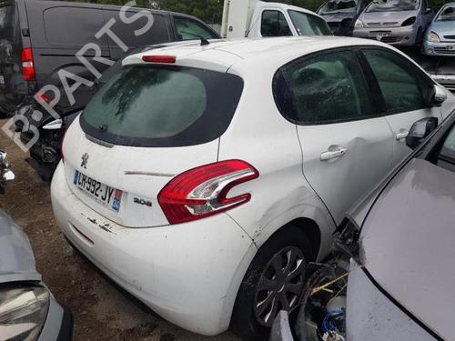 Front wiper motor PEUGEOT 208 I (CA_, CC_) 1.4 HDi | BP22590602M29 