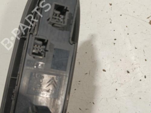 Used Left front window switch Left front window switch CITROËN C4 II (NC_) 1.6 BlueHDi 100 (99 hp) 22571762 22571762