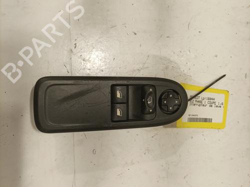 Used Left front window switch Left front window switch PEUGEOT RCZ 1.6 16V (156 hp) 35924216 35924216