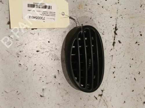 Used Air vent RENAULT MEGANE I (BA0/1_) 1.9 dTi (BA08, BA0N) (98 hp) 22571990