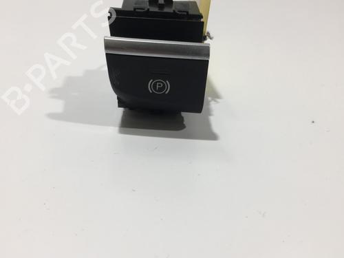 Used Switch AUDI A3 Sportback (8VA, 8VF) 1.6 TDI (110 hp) 22582809