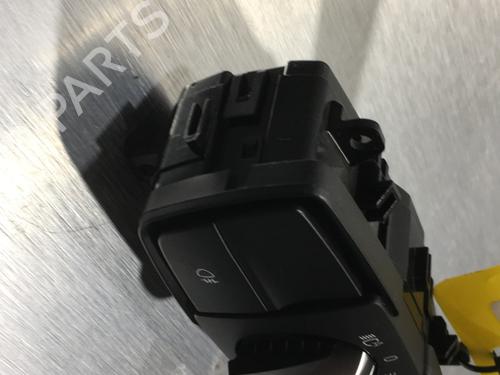 Used Headlight switch Headlight switch BMW 1 (F20) M 135 i (320 hp) 22589010 22589010