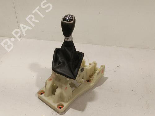 Used Gear lever HYUNDAI i20 II (GB, IB) 1.4 CRDi (90 hp) 22576397