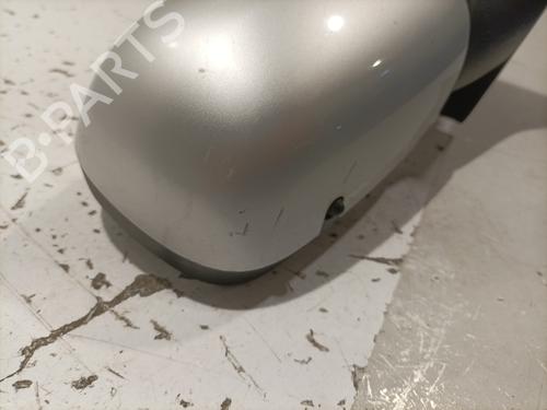 Used Right mirror Right mirror 22573115 22573115