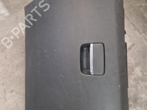 Used Glove box MERCEDES-BENZ B-CLASS Sports Tourer (W246, W242) B 180 CDI / d (246.212) (109 hp) 27972743