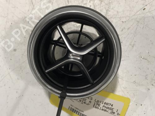 Used Air vent MERCEDES-BENZ A-CLASS (W176) A 160 CDI / d (176.011) (90 hp) 28155409